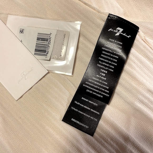 NWT 7 For All Mankind Womens Detailed Back Rib 3/4 Sleeve Top - Picture 7 of 7